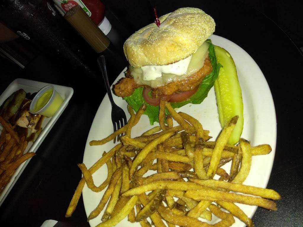 Idle Zone Bar & Grill | restaurant | 3437, 117 E Lake Ave, Auburndale, FL 33823, USA | 8638757932 OR +1 863-875-7932