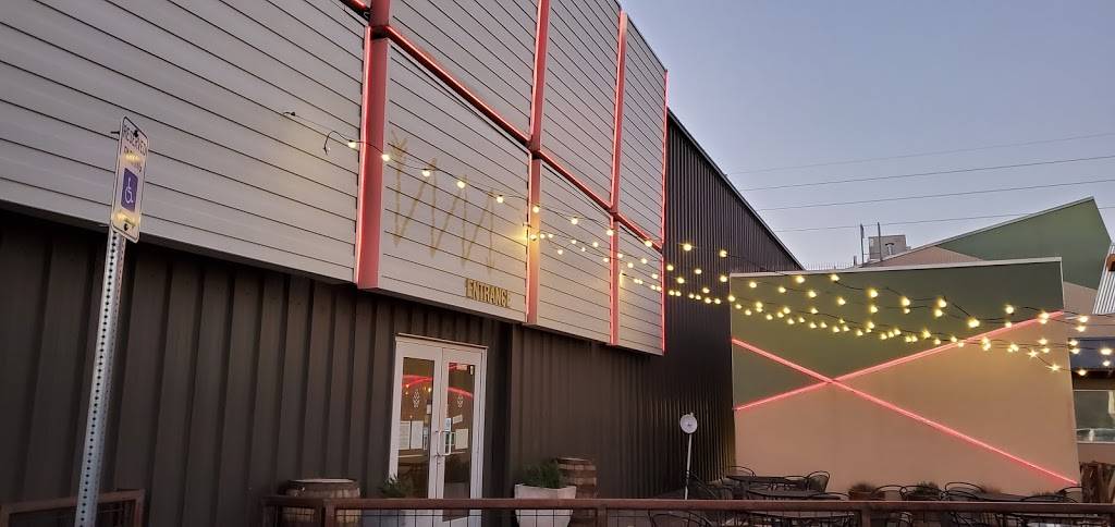 Bow & Arrow Brewing Co. | restaurant | 608 McKnight Ave NW, Albuquerque, NM 87102, USA | 5052479800 OR +1 505-247-9800