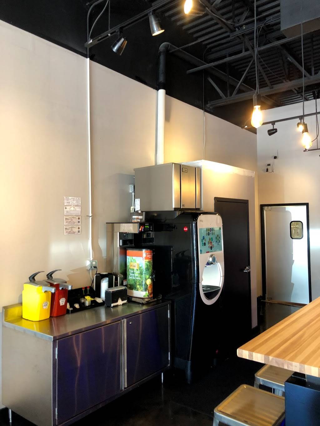 Burgerim Clermont | restaurant | 2447 S Hwy 27, Clermont, FL 34711, USA | 3524325606 OR +1 352-432-5606