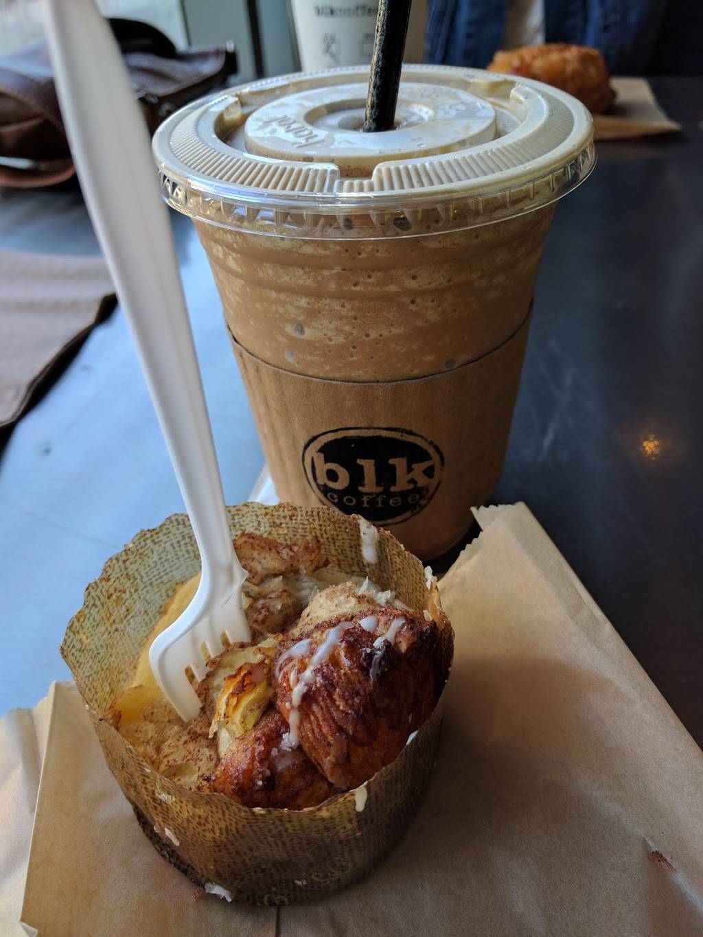 Blk Dot Coffee | cafe | 19510 Jamboree Rd #150, Irvine, CA 92612, USA | 9497522882 OR +1 949-752-2882