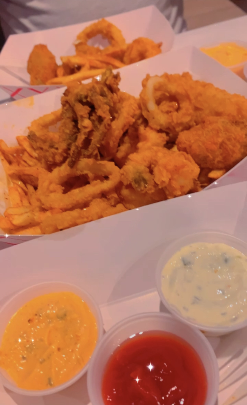 Capt Loui | restaurant | 105-02 Rockaway Blvd, Queens, NY 11417, USA | 7184801103 OR +1 718-480-1103