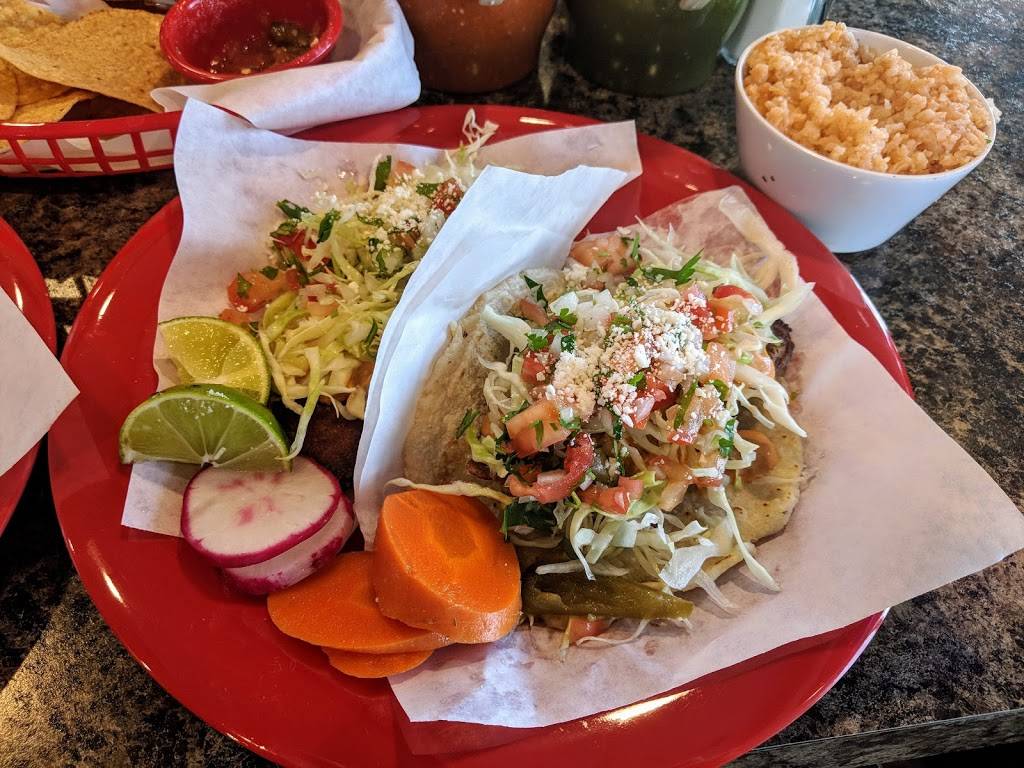 Talkin Taco Grill | restaurant | 10215 Rosecrans Ave, Bellflower, CA 90706, USA | 5622782414 OR +1 562-278-2414