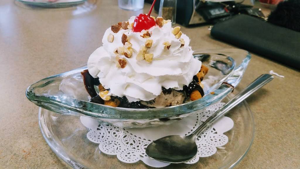 Ice Cream Co and Grill | restaurant | 2401 E Orangeburg Ave #650, Modesto, CA 95355, USA | 2095783112 OR +1 209-578-3112