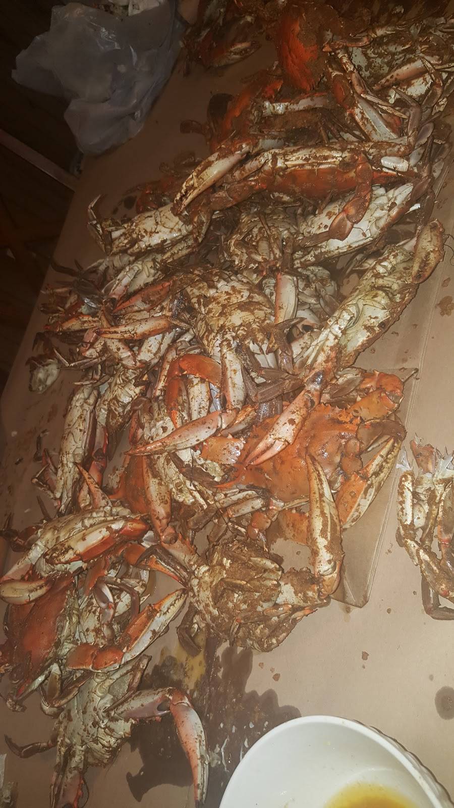 Crab Crib | restaurant | 5820 Johnnycake Rd # 100, Baltimore, MD 21207, USA | 4104556411 OR +1 410-455-6411