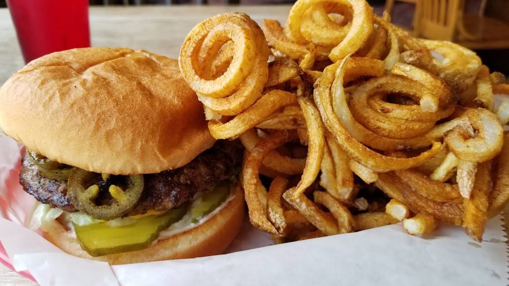 Tys Hamburgers | restaurant | 1534 S Harvard Ave, Tulsa, OK 74112, USA | 9187498122 OR +1 918-749-8122
