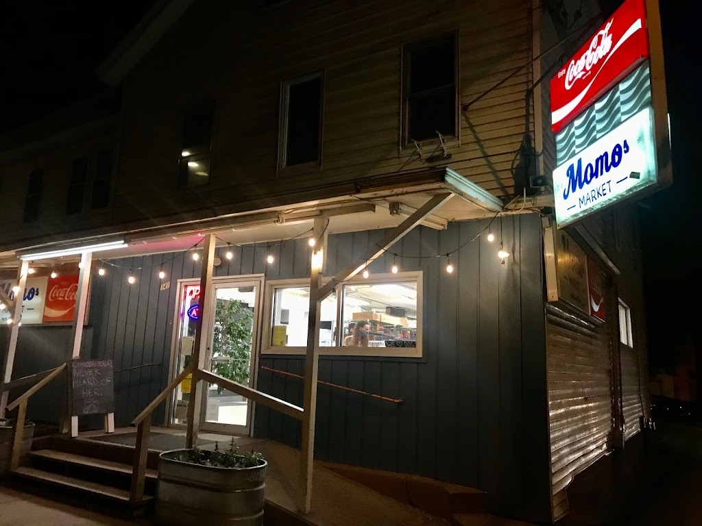 Momos Market | restaurant | 141 N Willard St, Burlington, VT 05401, USA | 8025408330 OR +1 802-540-8330