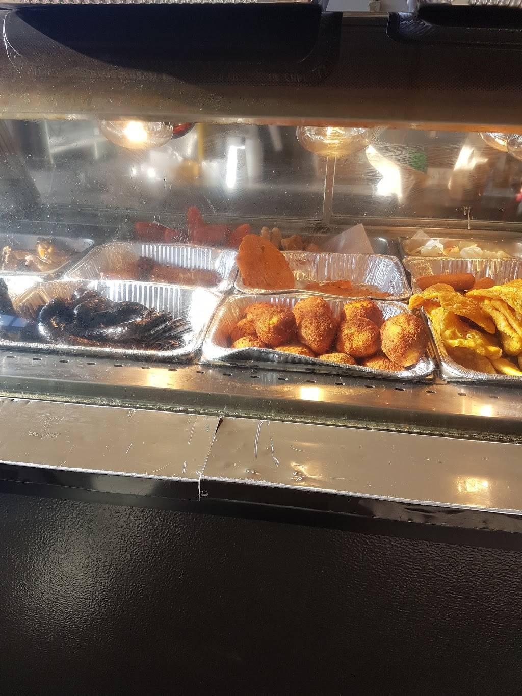 Sabor Latino Restaurant | restaurant | 3810 W North Ave, Chicago, IL 60647, USA | 7732275254 OR +1 773-227-5254