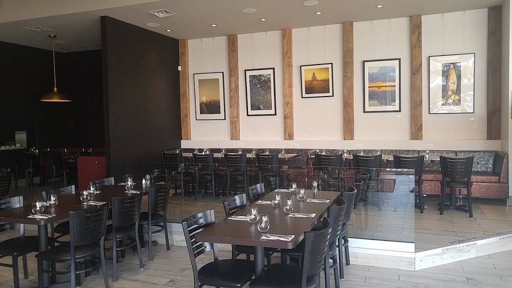 La Croisée des chemins | restaurant | 3701 Boulevard Fréchette, Chambly, QC J3L 0M8, Canada | 4505933336 OR +1 450-593-3336