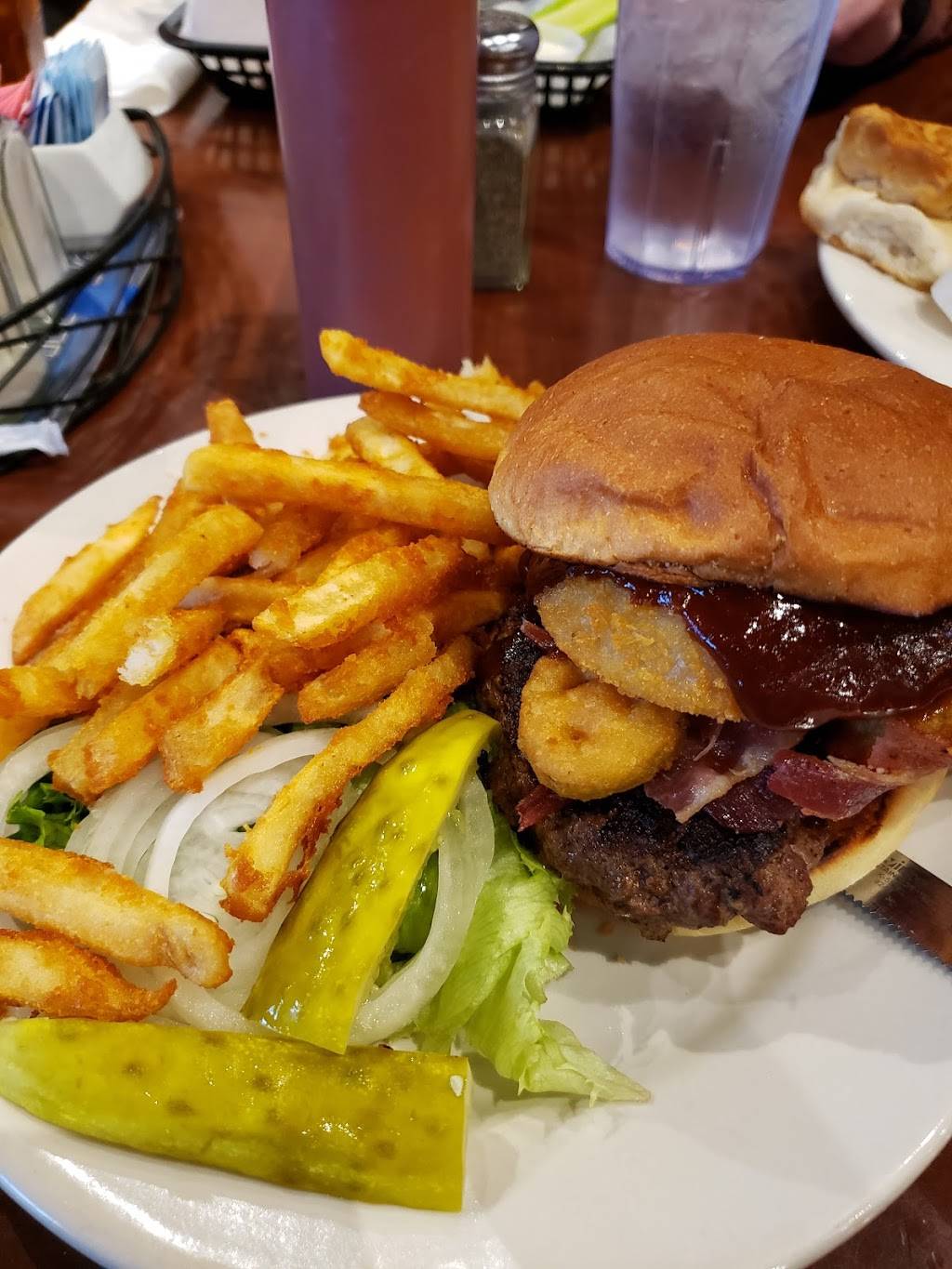 Forged by Fire Kitchen and Tap House | restaurant | 1411 S Commercial St, Harrisonville, MO 64701, USA | 8169250955 OR +1 816-925-0955