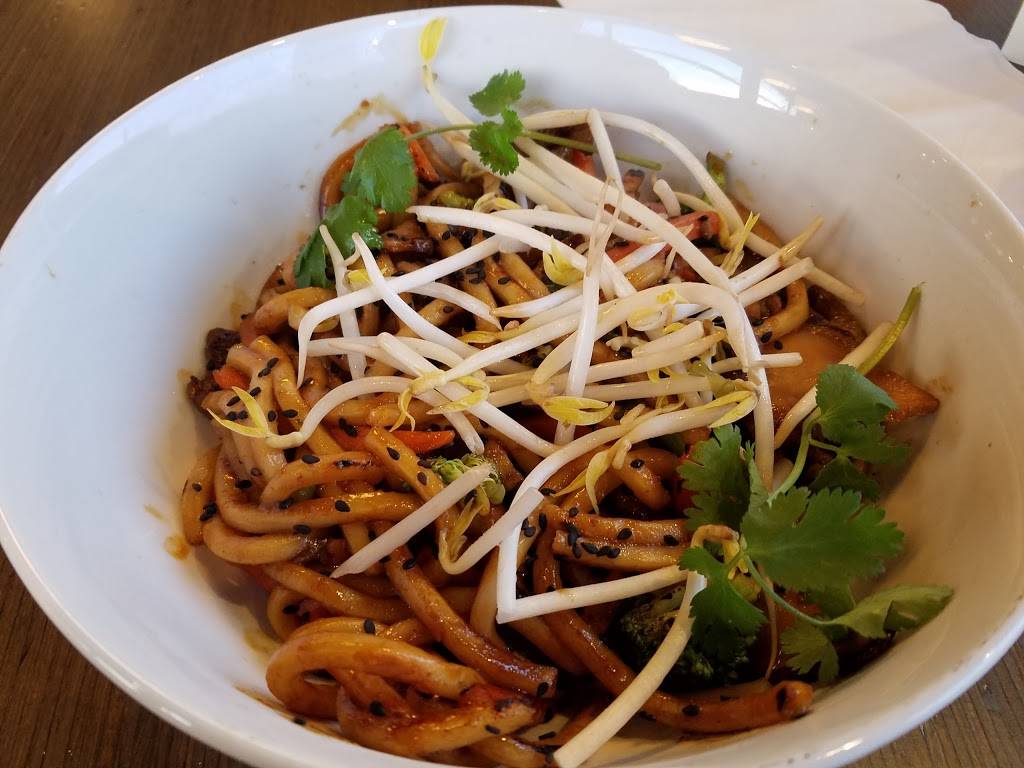 Noodles and Company | restaurant | 832 Queen St, Southington, CT 06489, USA | 8604263500 OR +1 860-426-3500