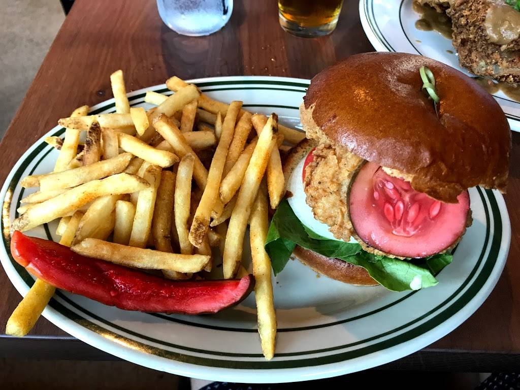 Fixins Soul Kitchen | restaurant | 3428 3rd Ave, Sacramento, CA 95817, USA | 9169997685 OR +1 916-999-7685