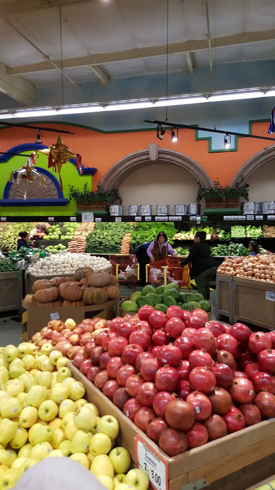 Cardenas Markets | bakery | 320 N Capitol Ave, San Jose, CA 95133, USA | 4082400590 OR +1 408-240-0590