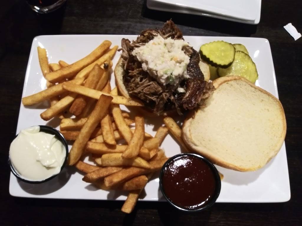 Danleys Country House | restaurant | 8495 N Adrian Hwy, Tecumseh, MI 49286, USA | 5174233657 OR +1 517-423-3657