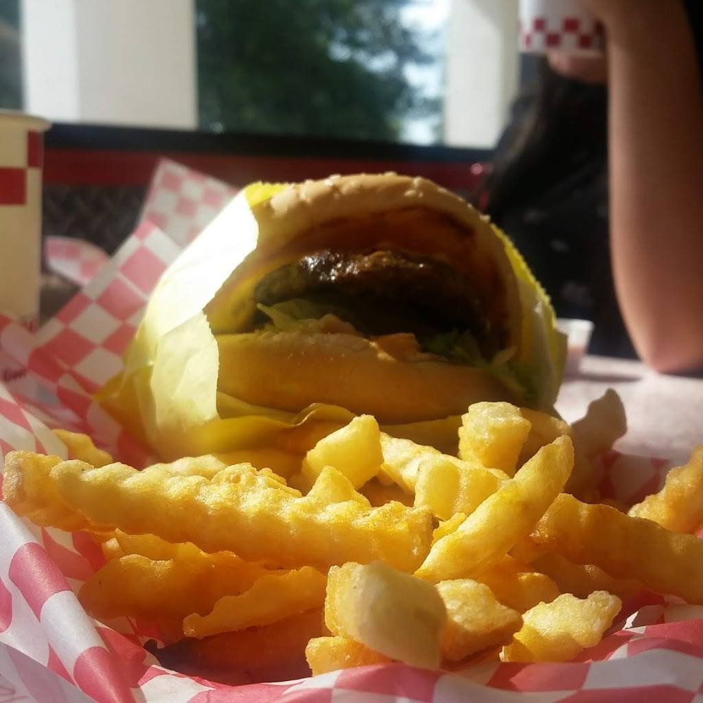 Triangle Drive-In | restaurant | 1330 E Tulare Ave, Tulare, CA 93274, USA | 5595710779 OR +1 559-571-0779