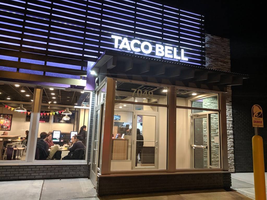 Taco Bell | meal takeaway | 7049 10th St N, Oakdale, MN 55128, USA | 7632735504 OR +1 763-273-5504