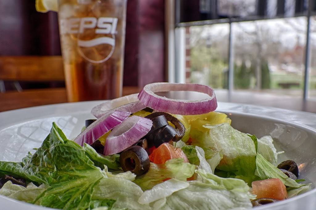 Alessios Lounge & Grill | restaurant | 1381 N Center St, Hickory, NC 28601, USA | 8283451381 OR +1 828-345-1381