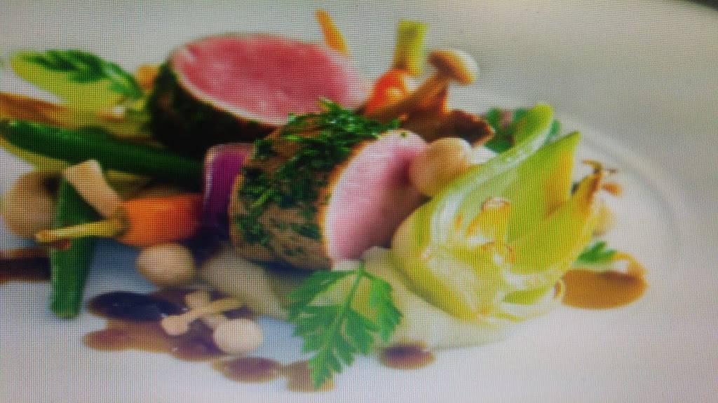 Restaurant Casablanca | restaurant | 179 Rue Principale, Saint-Sauveur, QC J0R 1R0, Canada | 4502270245 OR +1 450-227-0245