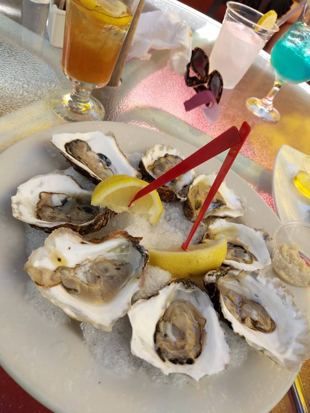 Governor Bradford Restaurant | night club | 312 Commercial St, Provincetown, MA 02657, USA | 5084872781 OR +1 508-487-2781