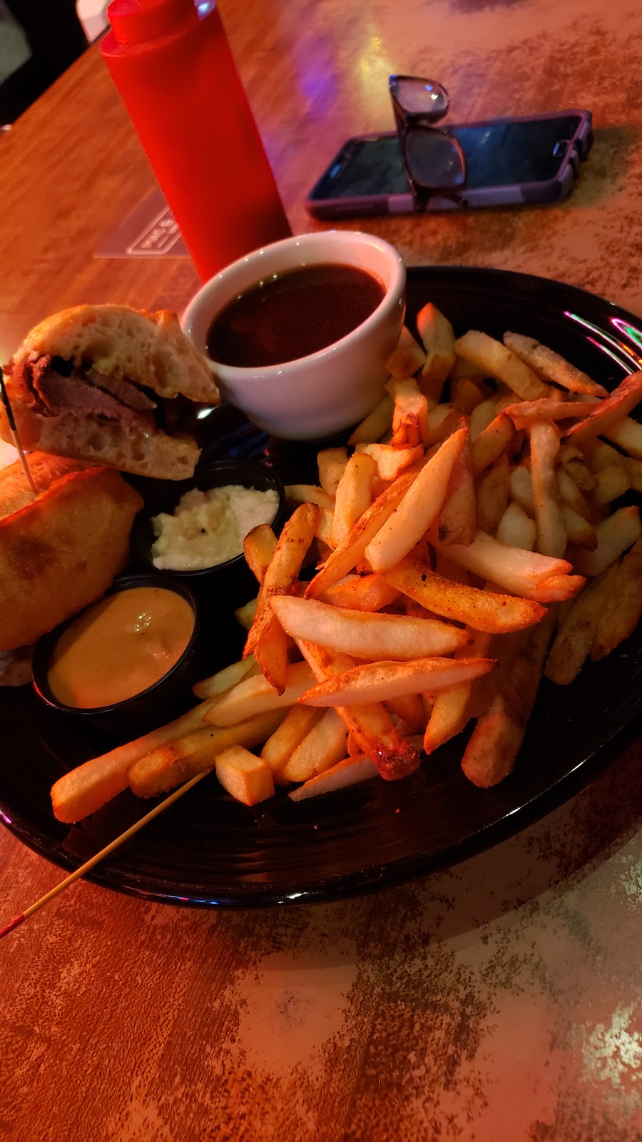 Club Crow | restaurant | 1/2, 108 Cottage Ave, Cashmere, WA 98815, USA | 5097823001 OR +1 509-782-3001