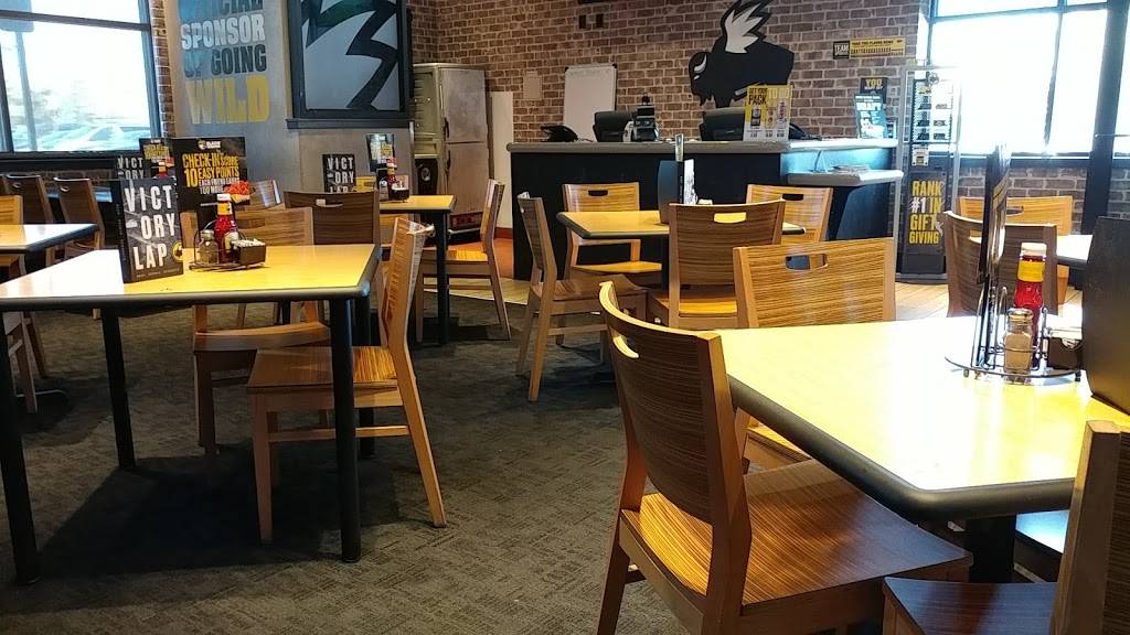 Buffalo Wild Wings | restaurant | 32135 Union Landing Blvd, Union City, CA 94587, USA | 5104712329 OR +1 510-471-2329