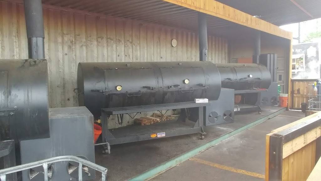 Rolling Smoke BBQ | restaurant | 7470 S University Blvd, Centennial, CO 80122, USA | 3032214093 OR +1 303-221-4093