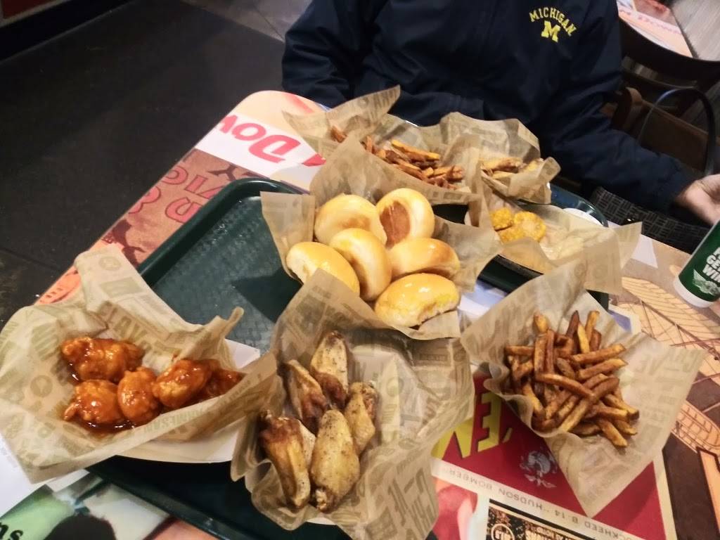 Wingstop | restaurant | 28517 Schoolcraft Ste A-110, Livonia, MI 48150, USA | 7345229464 OR +1 734-522-9464