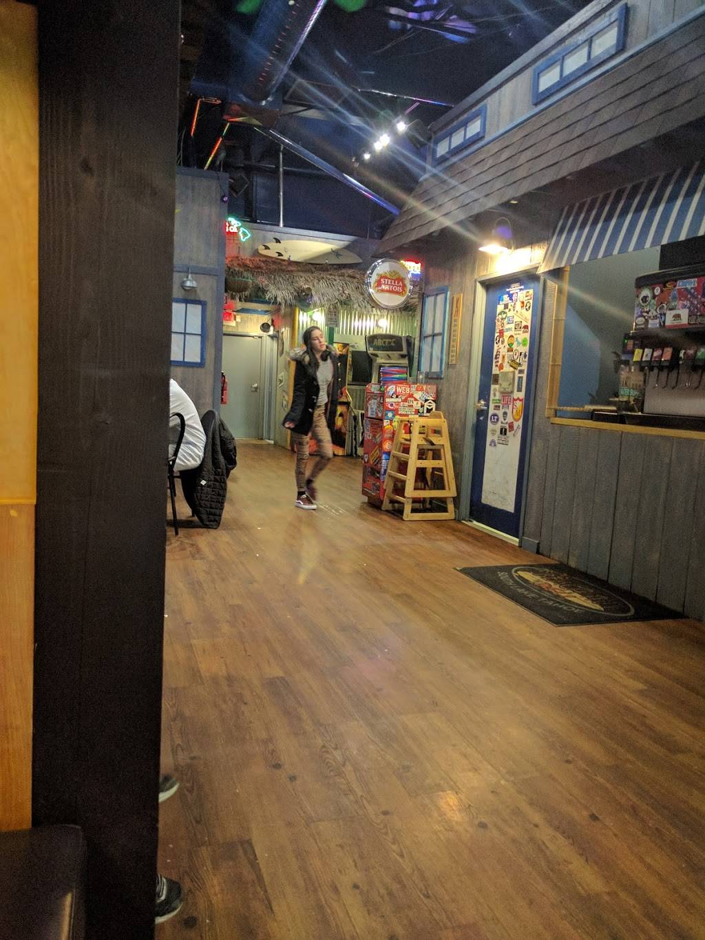 Beach Hut Deli | meal takeaway | 1072 Emerald Bay Rd, South Lake Tahoe, CA 96150, USA | 5305417873 OR +1 530-541-7873