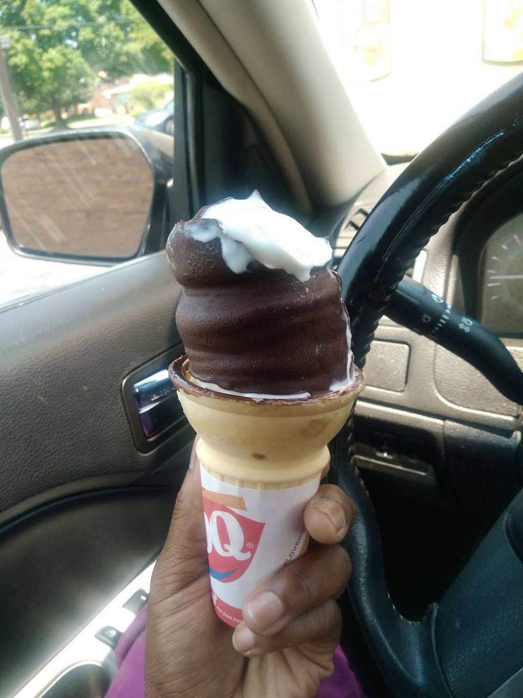 Dairy Queen Grill & Chill | restaurant | 5409 Hampton Ave, St. Louis, MO 63109, USA | 3143531244 OR +1 314-353-1244