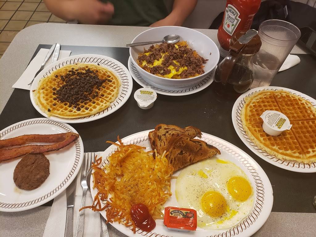 Waffle House | meal takeaway | 1350 Canadian Ct, Yukon, OK 73099, USA | 4053501445 OR +1 405-350-1445