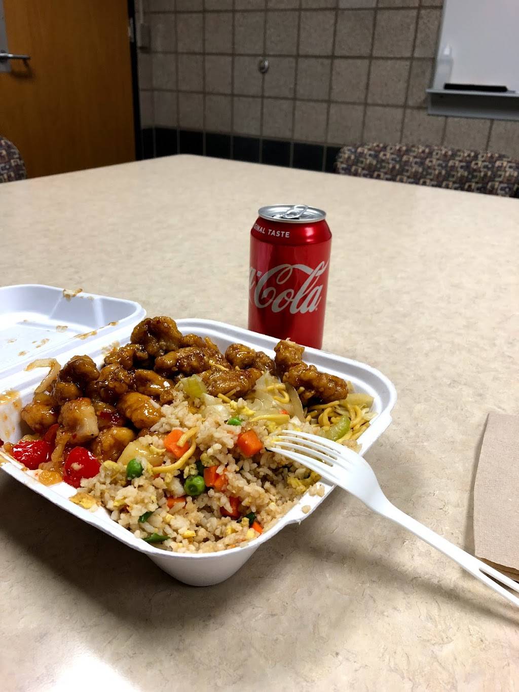 Panda Express | restaurant | 300 Washington Ave SE, Minneapolis, MN 55455, USA | 6126252038 OR +1 612-625-2038