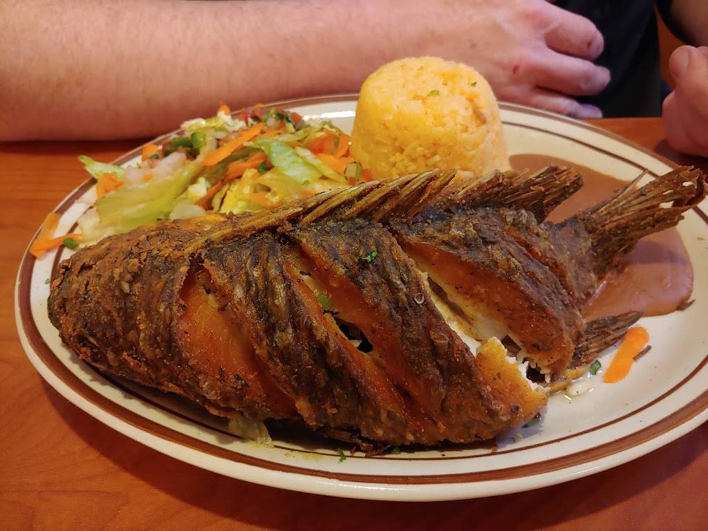 La Bendicion Pupuseria y Restaurant | restaurant | 89 2nd St Suite 2, Coralville, IA 52241, USA | 3195691091 OR +1 319-569-1091