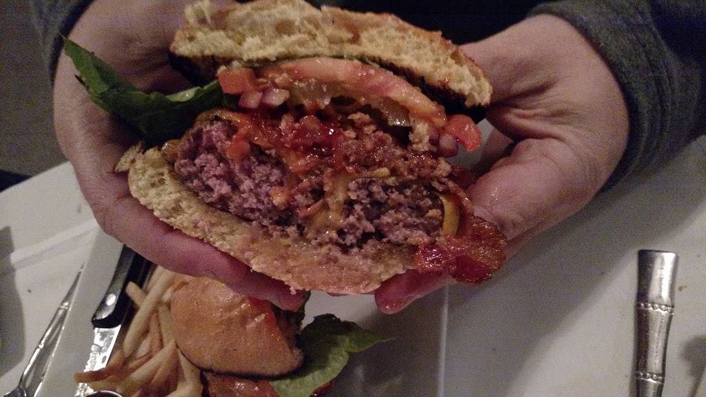 Laurel Villa Country Inn and Restaurant | restaurant | 210 2nd St, Milford, PA 18337, USA | 5702969940 OR +1 570-296-9940