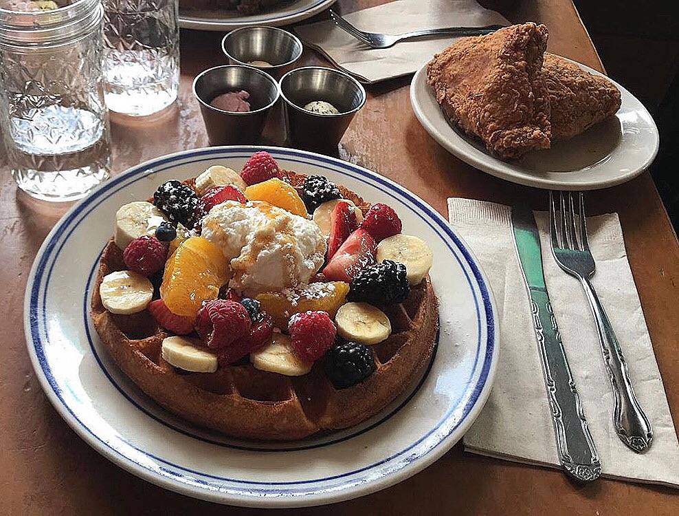 Sweet Chick | restaurant | 164 Bedford Ave, Brooklyn, NY 11211, USA | 3477254793 OR +1 347-725-4793