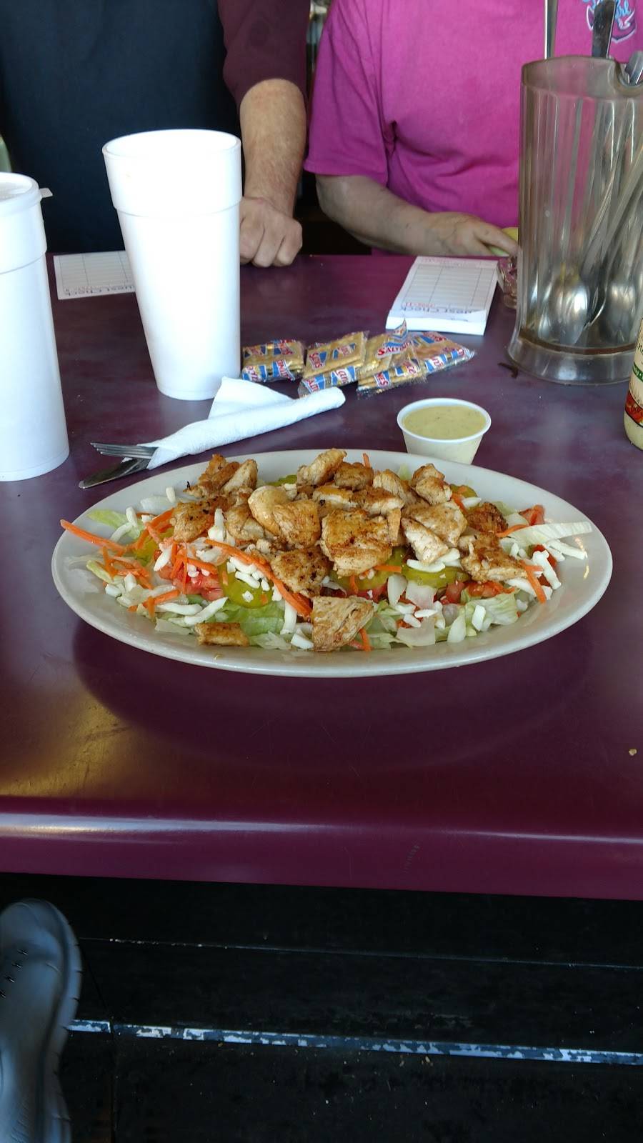 Bills Cafe | restaurant | 111 Market St E, Fayetteville, TN 37334, USA | 9314335332 OR +1 931-433-5332