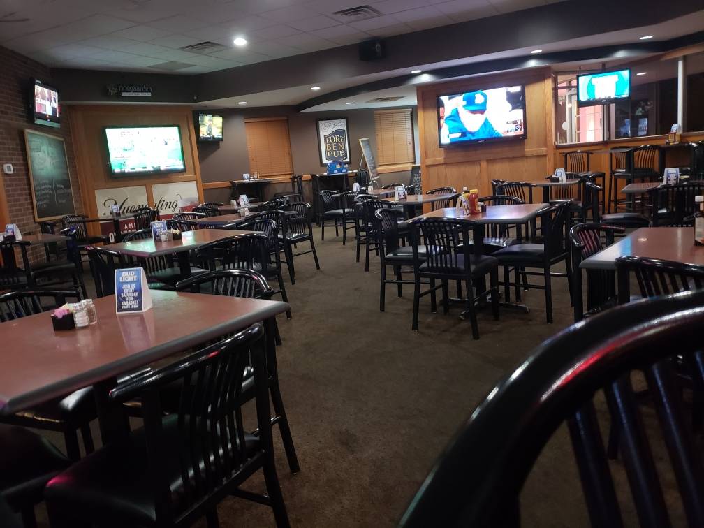 Fort Ben Pub | restaurant | 5645 N Post Rd, Indianapolis, IN 46216, USA | 3175476701 OR +1 317-547-6701