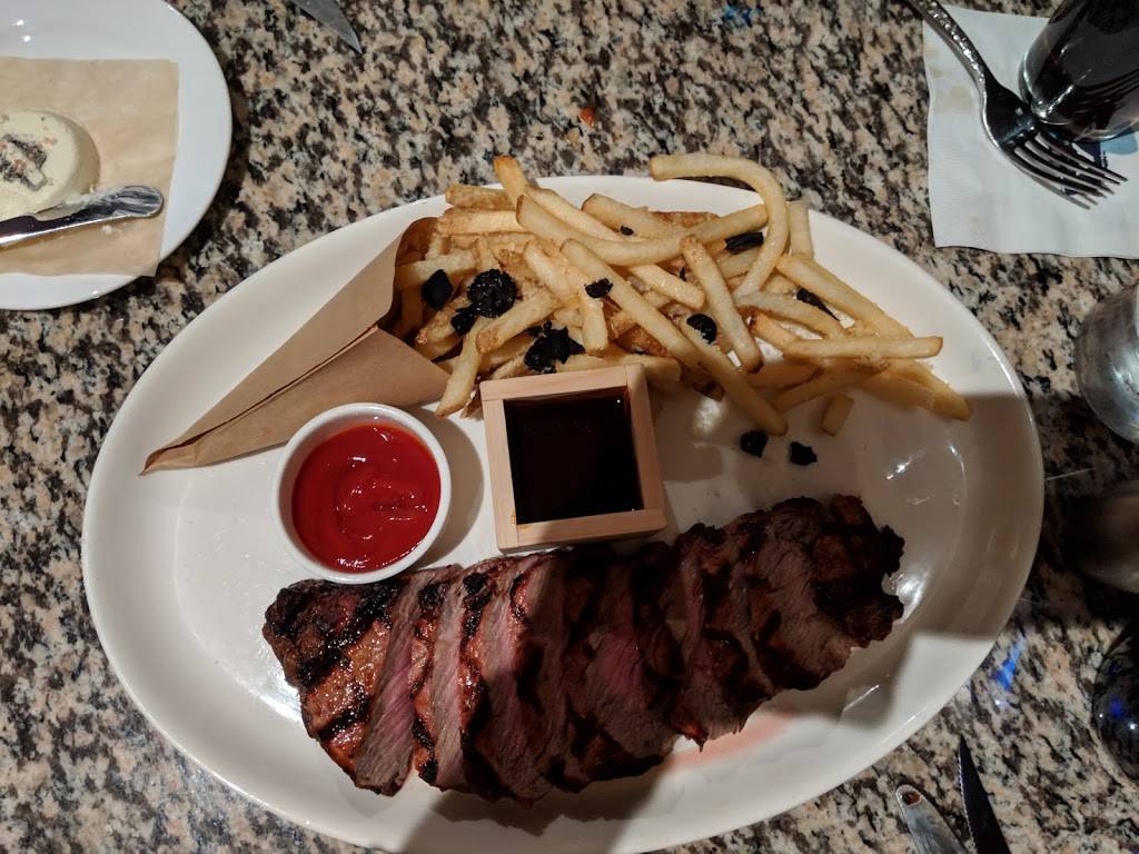 TRIA - Inspired American Cuisine | restaurant | 300 Town Center Dr, Dearborn, MI 48126, USA | 3132534475 OR +1 313-253-4475