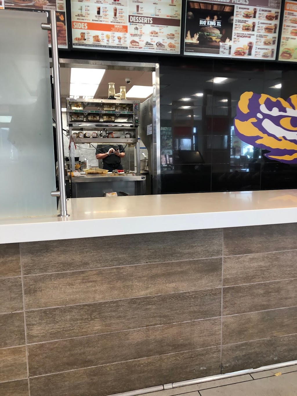 Burger King | restaurant | 3100 Highland Rd, Baton Rouge, LA 70802, USA | 2252838234 OR +1 225-283-8234