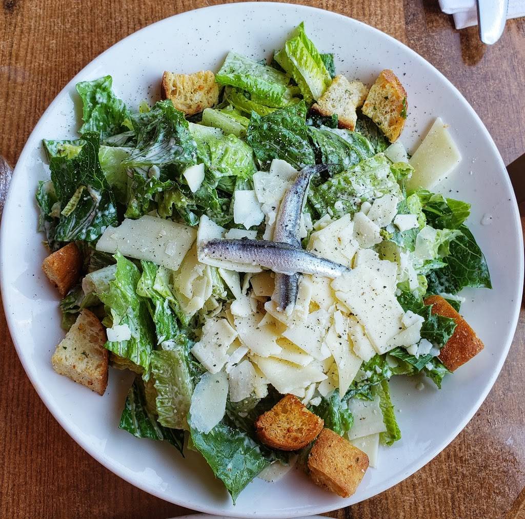 22 Bowens Wine Bar & Grille | restaurant | 22 Bowens Wharf, Newport, RI 02840, USA | 4018418884 OR +1 401-841-8884