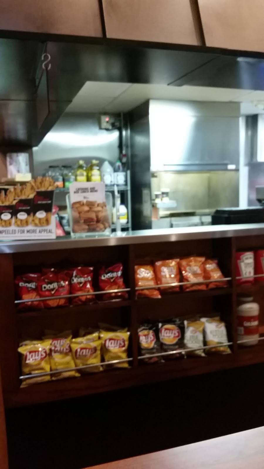 Penn Station East Coast Subs | meal takeaway | 1111 Barret Blvd H, Henderson, KY 42420, USA | 2708267361 OR +1 270-826-7361