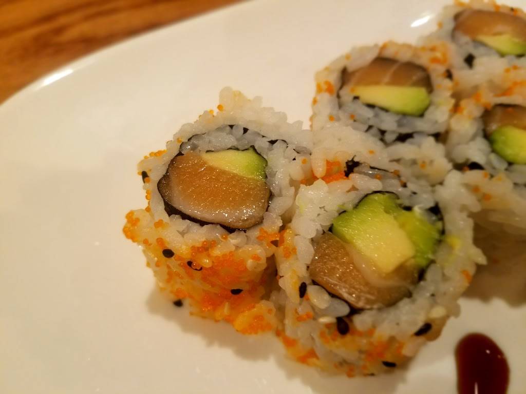 Koi Asian Cuisine | restaurant | 11 Elm St, Biddeford, ME 04005, USA | 2072821288 OR +1 207-282-1288