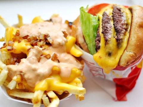 In-N-Out Burger | restaurant | 445 Industrial Rd, San Carlos, CA 94070, USA | 8007861000 OR +1 800-786-1000