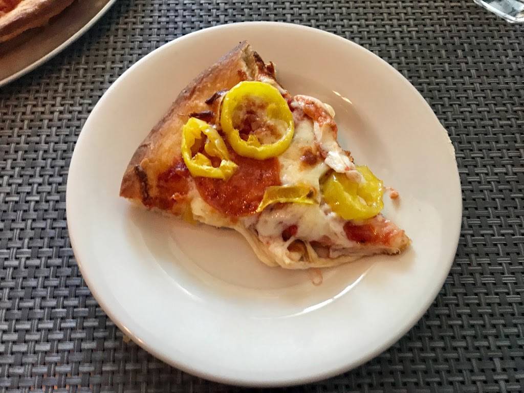 Buccis Pizza & Restaurant | restaurant | 19373 Hilliard Blvd, Cleveland, OH 44116, USA | 4403315157 OR +1 440-331-5157