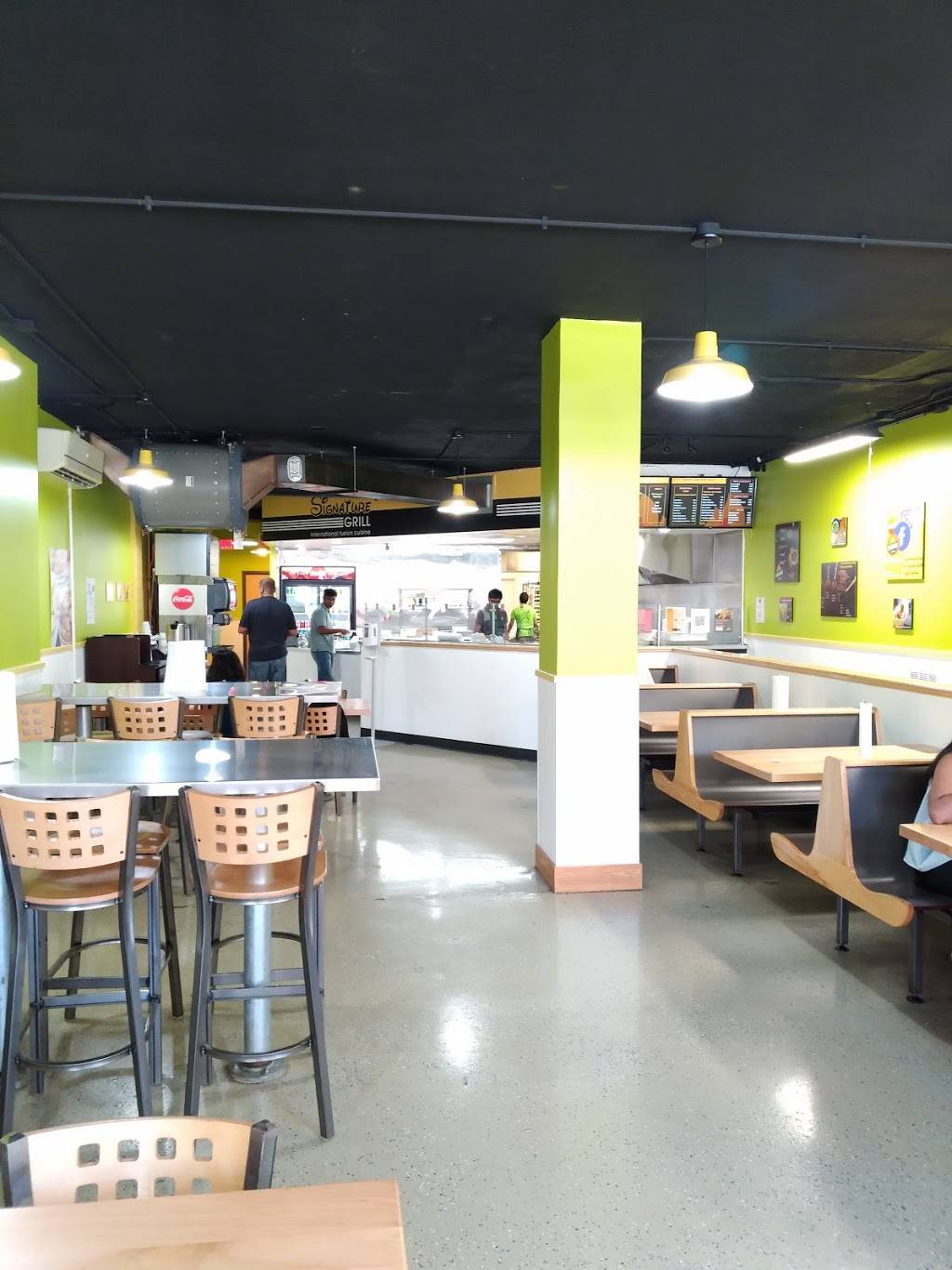 Signature Grill | restaurant | 505 E Green St #3, Champaign, IL 61820, USA | 2176070893 OR +1 217-607-0893