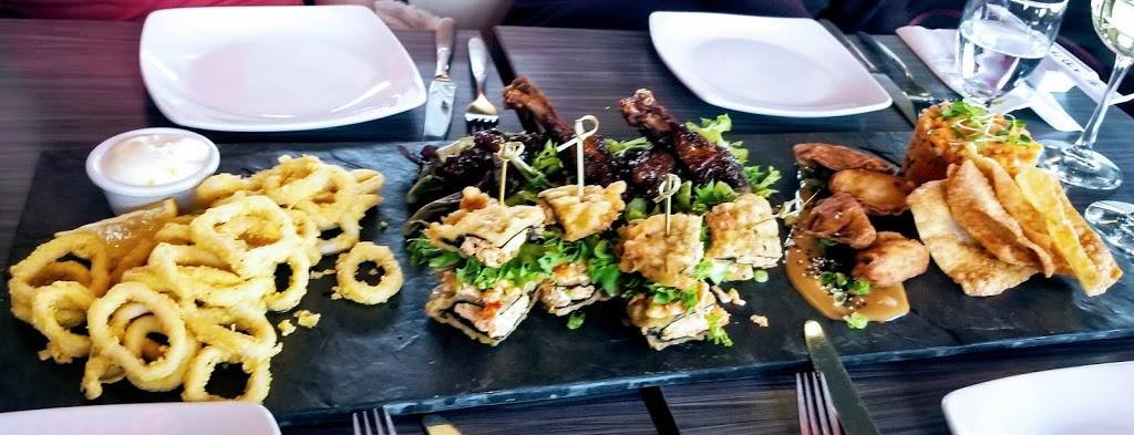 Restaurant Le Suki | restaurant | 2951 Boulevard du Curé Labelle, Prévost, QC J0R 1T0, Canada | 4503352335 OR +1 450-335-2335