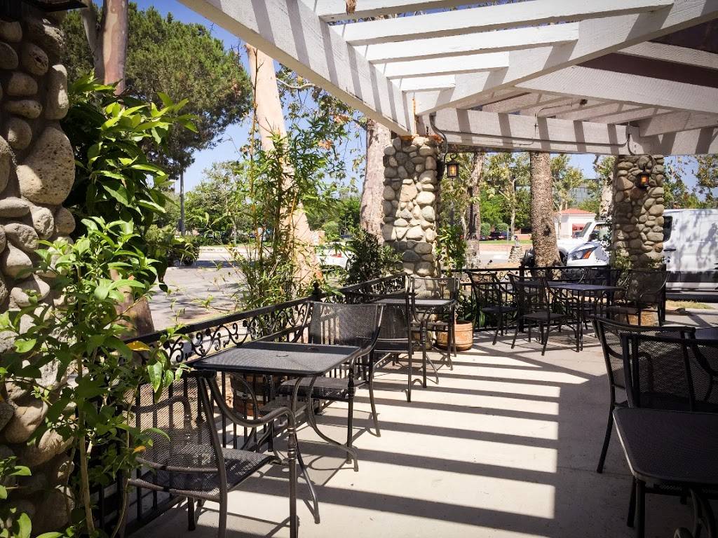 Ha Long Bay Pho & Grill | restaurant | 13152 Newport Ave Ste A, Tustin, CA 92780, USA | 7148523897 OR +1 714-852-3897