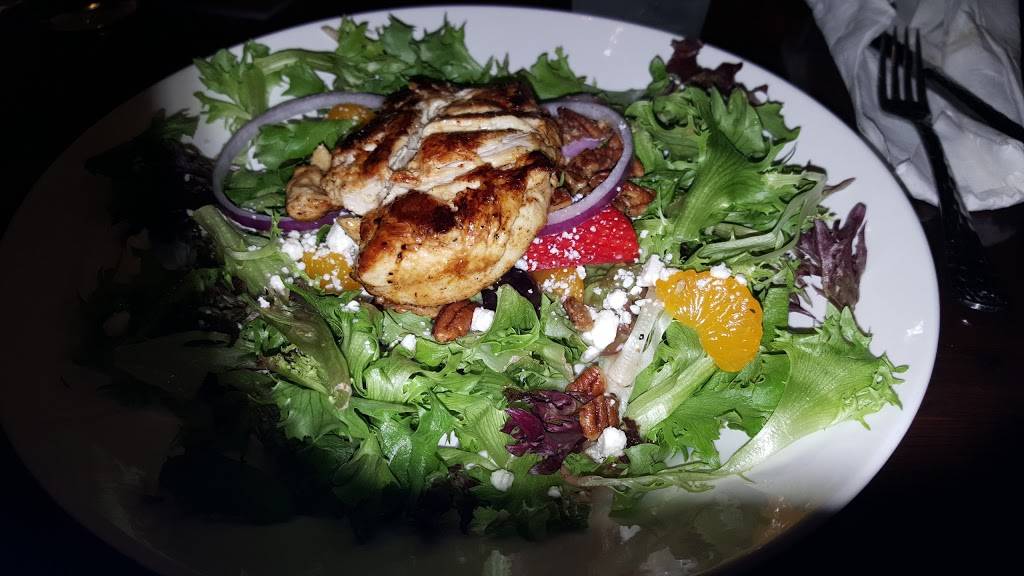 LongHorn Steakhouse | meal takeaway | 10047 N Metro Pkwy E, Phoenix, AZ 85051, USA | 6022169531 OR +1 602-216-9531