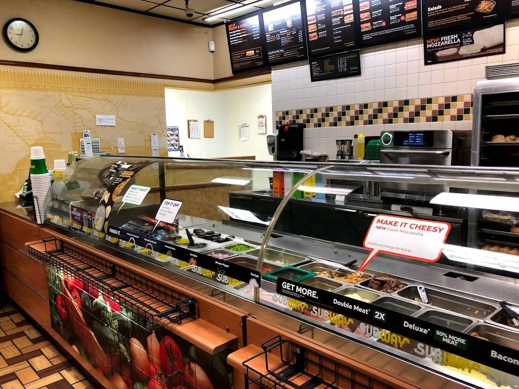 Subway | restaurant | 2575 S Dairy Ashford Rd Ste J, Houston, TX 77077, USA | 2815586467 OR +1 281-558-6467