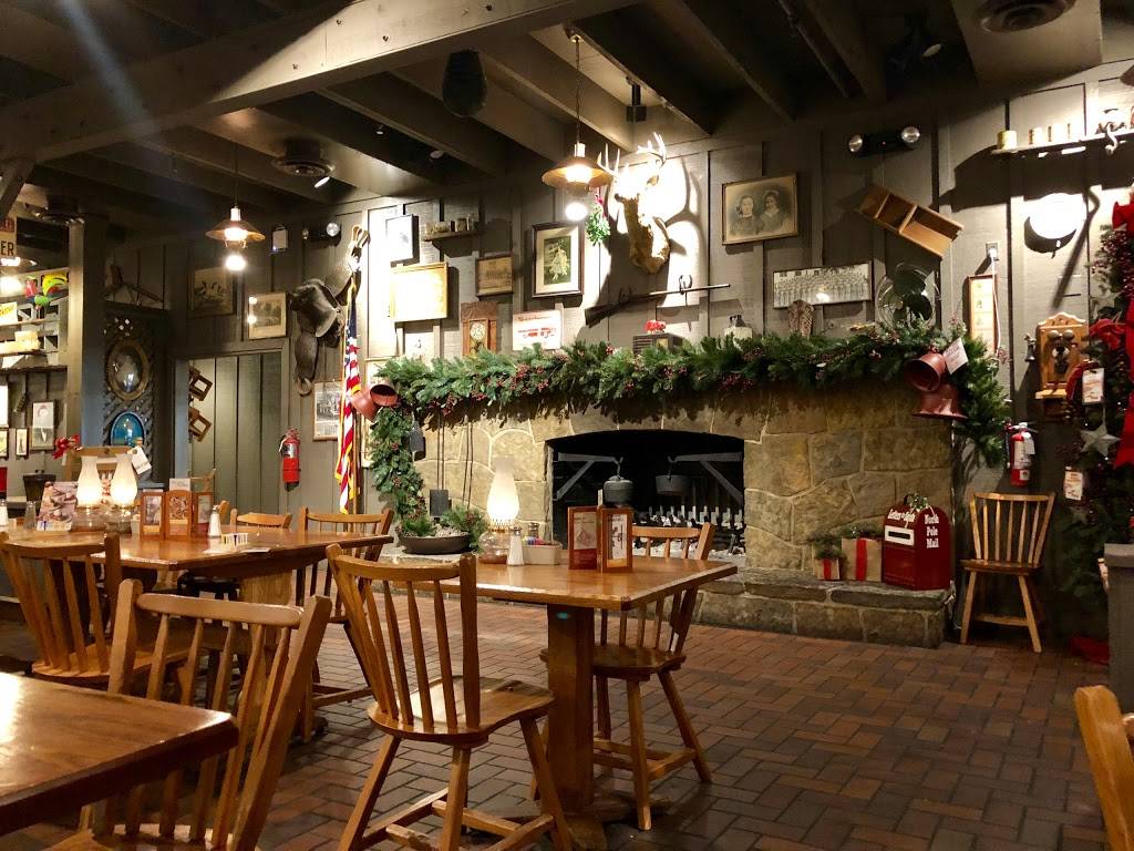 Cracker Barrel Old Country Store | restaurant | 1421, Interstate 35E, 1421 N N Beckley Ave, DeSoto, TX 75115, USA | 9722243004 OR +1 972-224-3004