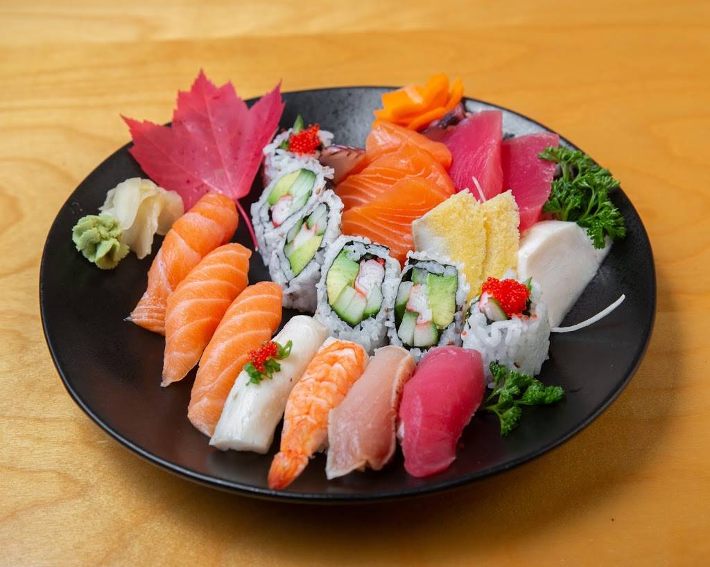 Tokyo Sushi | meal takeaway | 751 The Queensway, Etobicoke, ON M8Z 1M8, Canada | 6473512928 OR +1 647-351-2928