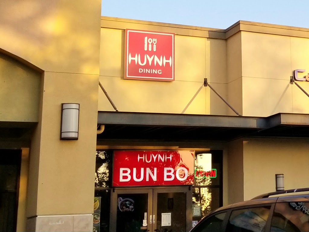 Huynh Dining (Bun Bo) | restaurant | 3005 Silver Creek Rd STE 114, San Jose, CA 95121, USA | 4084402146 OR +1 408-440-2146